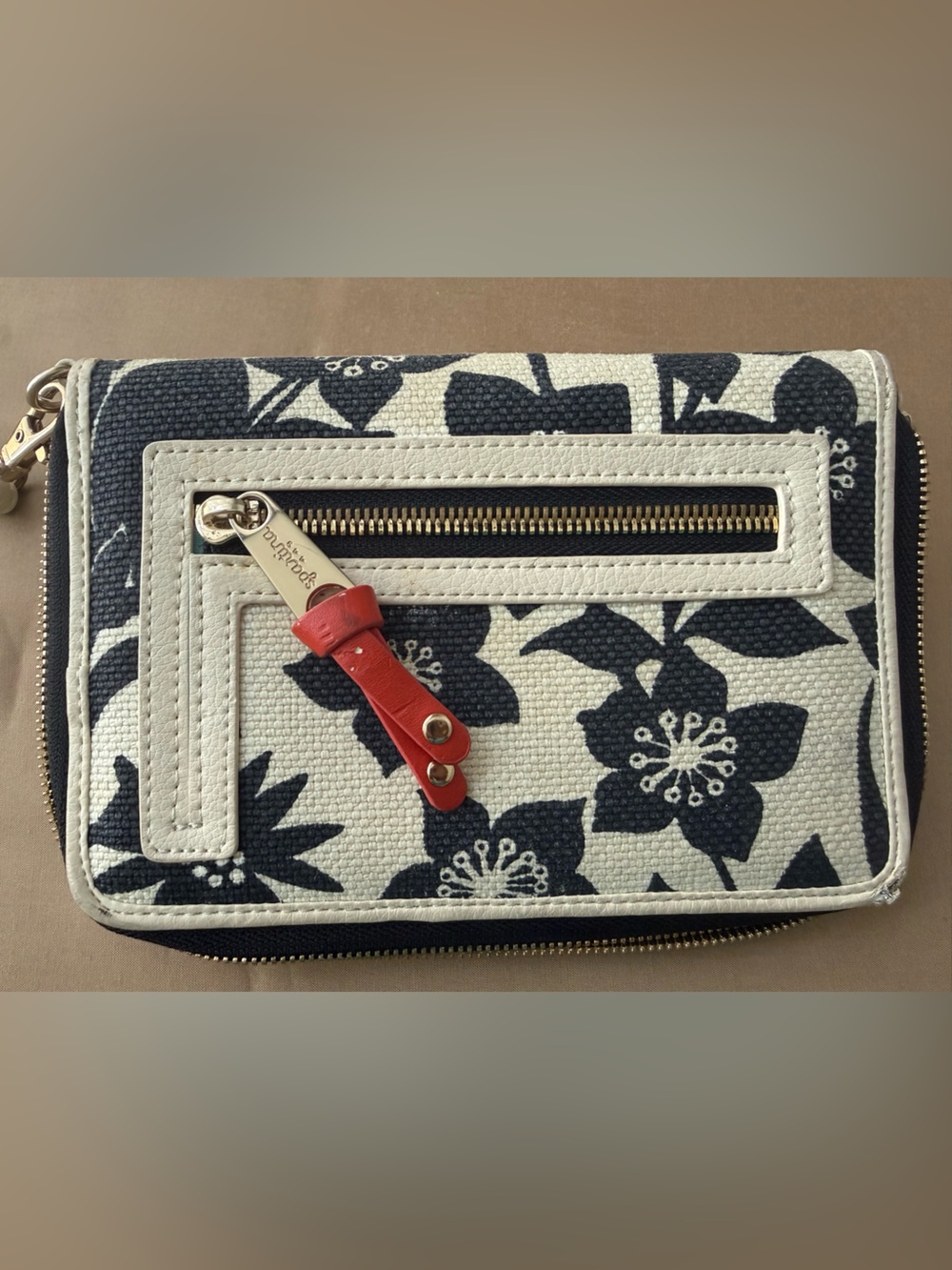 Spartina 449 Navy Floral Canvas Wristlet with Cream Trim and Red Pull